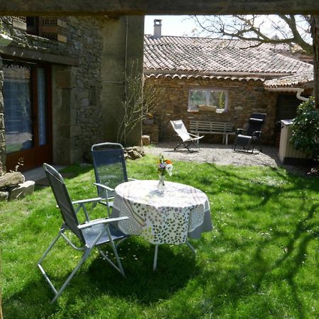 La petite maison dans la prairie Cassaignes Extérieur photo