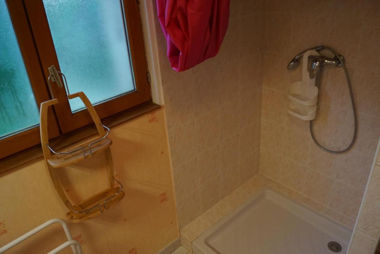 La petite maison dans la prairie Cassaignes Extérieur photo
